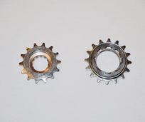 Rear sprockets 14T and 16T